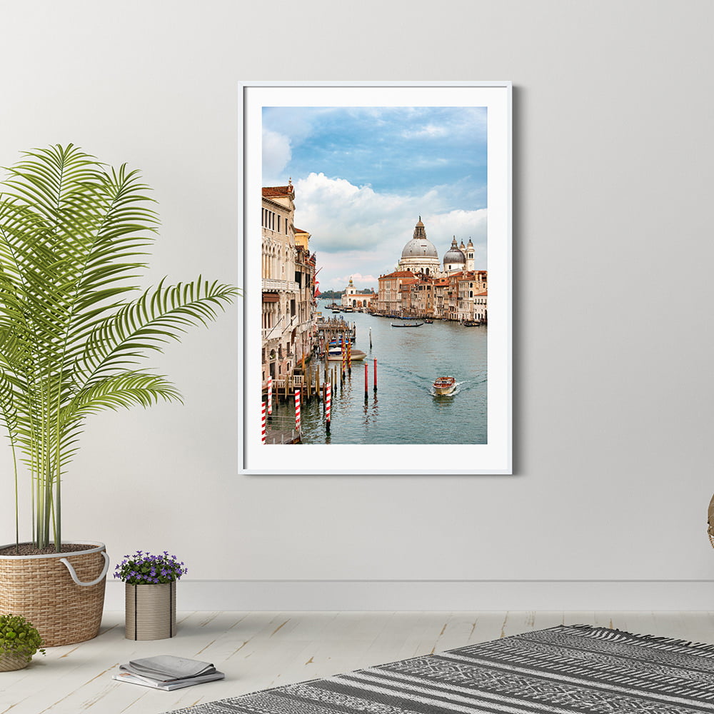 Beautiful wall art of Venice’s Grand Canal in colour during the day